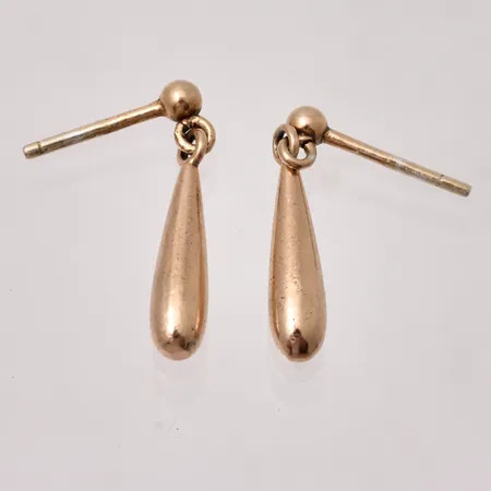 1par örhängen i förgyllt silver, mått 4x21mm, 835/1000, vikt 2,77g.