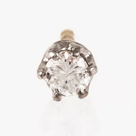 Ett örhänge i 18K röd- och vitguld med 1 x c:a 0,05ct briljantslipad diamant sexklofattning. Det är Ø 3 mm och väger 0,3g. 