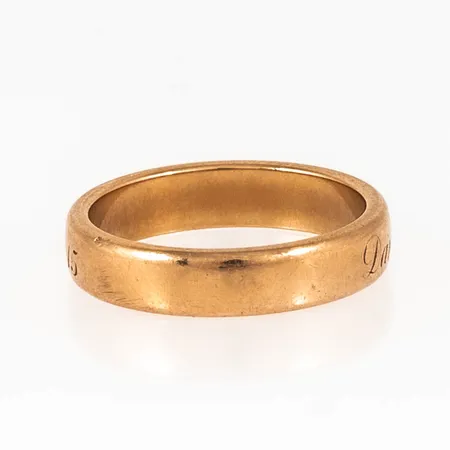 Graverat guld i 18K. Vikt: 4,2g. 