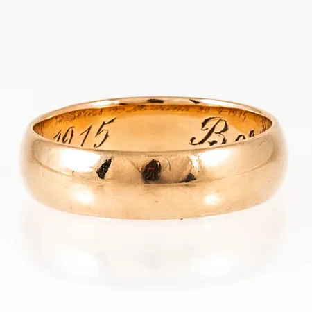 Graverat guld i 14K. Vikt: 4,5g.