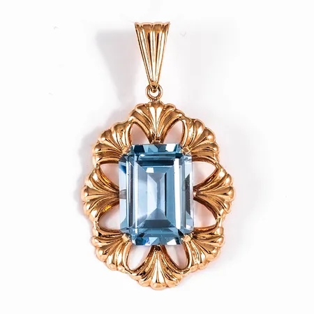 Hänge i 18K guld med ljusblå (syntetisk) sten 14 x 10, det är 21,5 mm brett, 37 mm långt inkl. ögla och väger 3,3g.