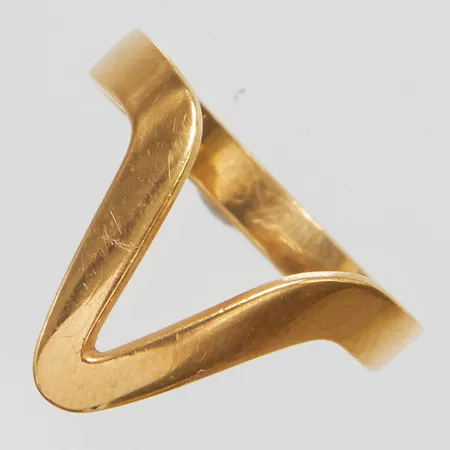 Ring, stl 17, bredd 3-14mm, 18K Vikt: 2,8 g