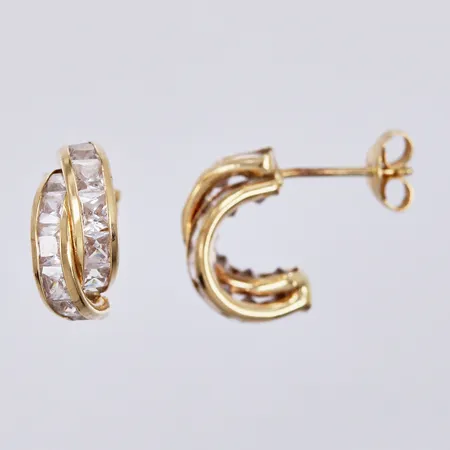 Ett par örhängen med vita stenar, längd ca 12mm, bredd ca 6mm, 18K Vikt: 1,9 g