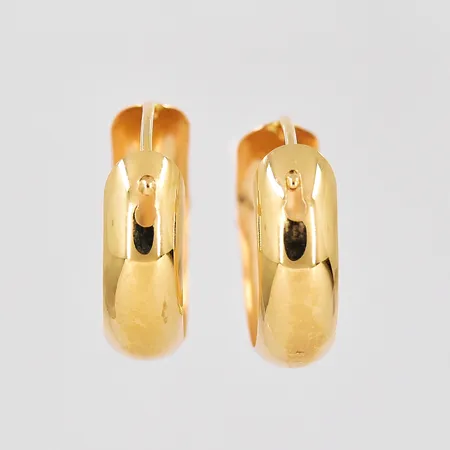 Ett par örhängen, Ø 15,5mm, bredd 4,7mm, GHA, 18K Vikt: 0,9 g