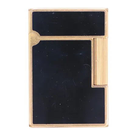 Tändare St.Dupont, Laque de Chine, made in France, serie-nummer 9ZDG63, gravyr, fungerar ej, manual sliten, extra flintsten i förpackning