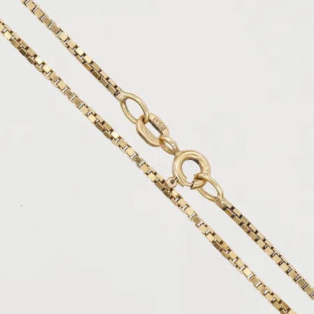 Kedja, Venezia, längd: 40,5 cm, bredd: 1 mm, 18K guld. Vikt: 4,5 g