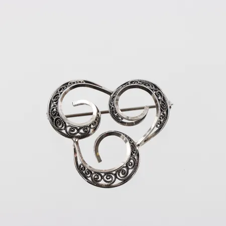 Brosch, stämplad NAJ, höjd ca 34mm, silver Vikt: 5 g