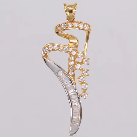 Hänge med vita stenar, längd 42mm, 18K Vikt: 3,3 g