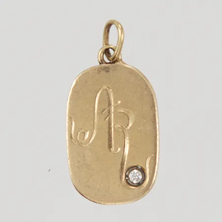 Hänge, diamant 1x ca 0,01ct, monogram, ca 12x23mm, 14K Vikt: 2,8 g