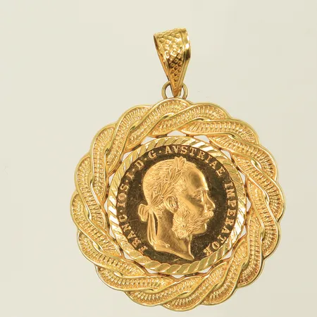 Hänge med mynt, Franc IOS I D G Avstriae Imperator, LOD ILL REX A.A 1915 Hvngar Bohem Gal, 40x42mm inklusive hängögla, ram i 14K vikt ca1,6g, mynt i 21K vikt ca 3,5g