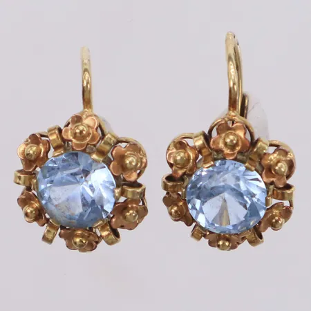 Ett par Örhängen med blå stenar, 15mm, skeva, 14K Vikt: 2,5 g