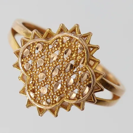 Ring, stl: 17, bredd 1,8-14mm, 14K.  Vikt: 2 g