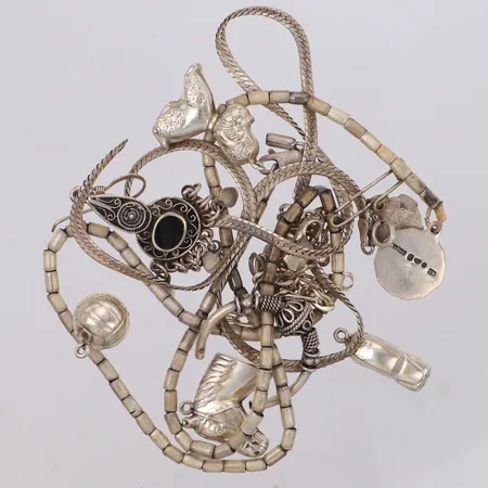 Diverse smycken, defekta, 830/1000 silver Vikt: 35,4 g