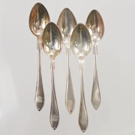 5 Kaffeskedar, 12-13cm, modell: Svensk Spetsig, gravyr, 830/1000 silver, 73,4g.