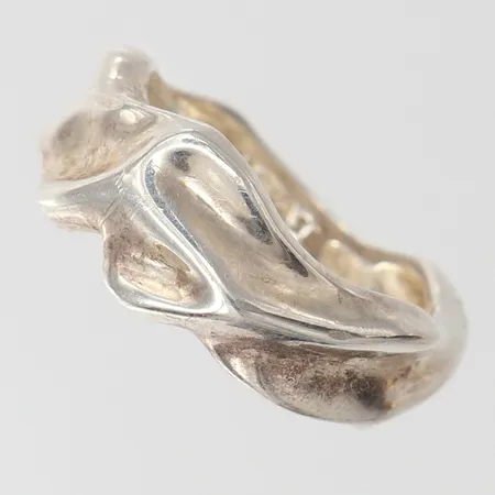 Ring, stl 18¼, bredd ca 3,5-10mm, SASB, 925/1000 silver Vikt: 5,9 g