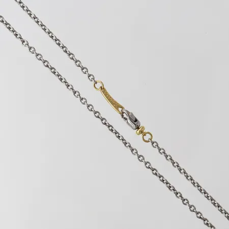 Kedja Ankar, detaljer i 18K, längd 52cm, bredd 2,1mm, vitmetall.