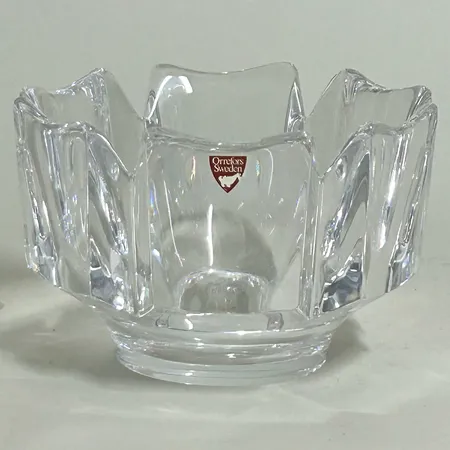 Skål Orrefors Corona, av Lars Hellsten, höjd 9cm, gravyr i botten