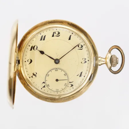 Savonette, manuell, liten sekundvisare, Ø50mm, boettnummer #108842, innerboett samt ytterboett i 18K, monogramgravyr, mindre repor, 18K guld. Bruttovikt: 72,5g Vikt: 0 g