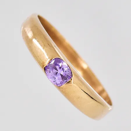 Ring, stl 20, naggad sten, 14K Vikt: 2,4 g
