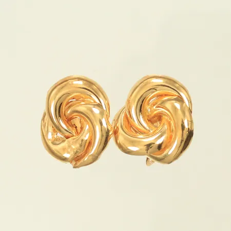 Ett par örhängen med skruvlås, 18x18mm, defekta/av 18K Vikt: 2,8 g