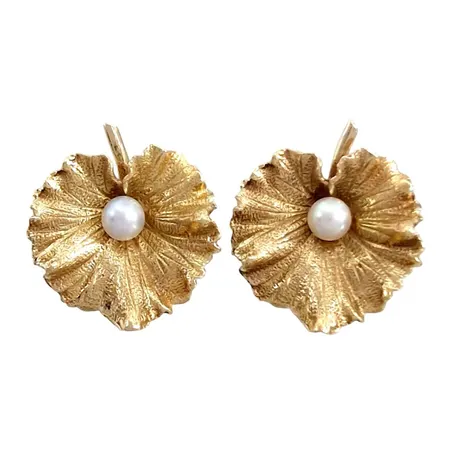 Örhängen, 14K guld, Odlade Pärlor Ø 4,3 mm, blåvitrosa ton, god lyster, örhängenas storlek 20 x 22 mm, fint skick Vikt: 6,2 g