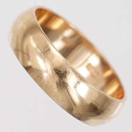 Ring, slät, stl: 19¾, sovjetiska stämplar, 14K guld Vikt: 6,4 g