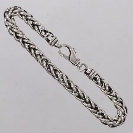Armband, flätat, längd 22cm, bredd 5,2mm, 925/1000 silver Vikt: 27,5 g
