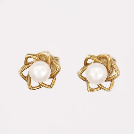 Ett par örhängen med odlade saltvattenspärlor, bredd 8mm, 14K Vikt: 2,3 g