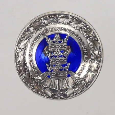 Dosa med lock, Ø48mm, Konstindustriutställningen Stockholm 1908, förgylld insida, sliten blå emalj, CG Hallberg, 830/1000 silver 