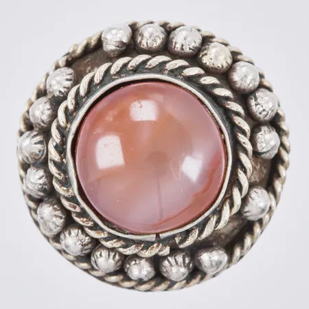 Ring med färgad sten, stl: 18, bredd: ca 3-24mm, metall