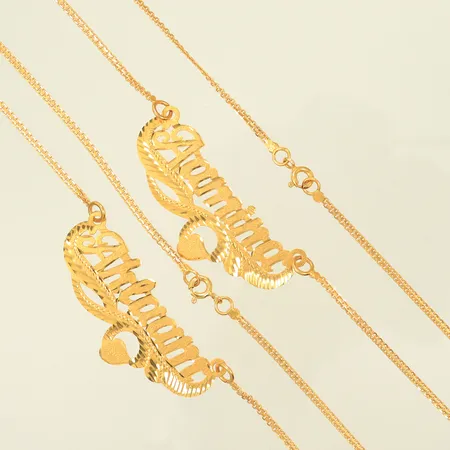 Diverse guld, 50,5cm, bredd 1,8mm, gravyr, 21K Vikt: 16,4 g