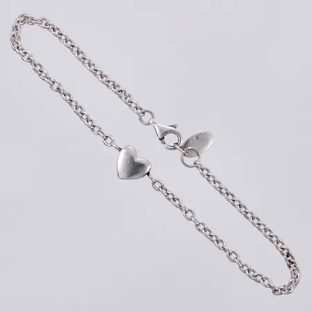 Armband längd ca 22,1cm, bredd ca 3-9mm, Sahara 925/1000 silver Vikt: 6,2 g