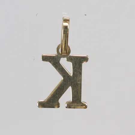 Hänge bokstaven "K" 6x13mm inklusive hängöglan, 18K Vikt: 0,2 g