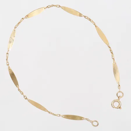 Armband med plattor, längd 20½cm, bredd 4mm, 14K guld Vikt: 2,1 g