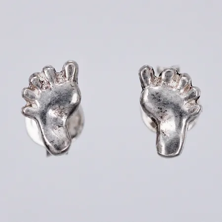 Ett par örhängen, längd: ca 0,6cm, bredd: ca 4mm, 925/1000, silver Vikt: 0,7 g