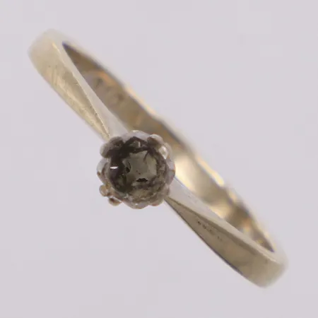 Ring stl 17½, bredd 1,9-4mm, diamant saknas, vitguld, 18K Vikt: 2,5 g