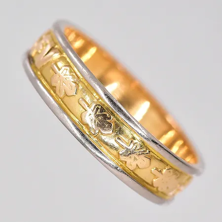 Ring, stl 19, bredd 5,5mm, 18K Vikt: 5,2 g