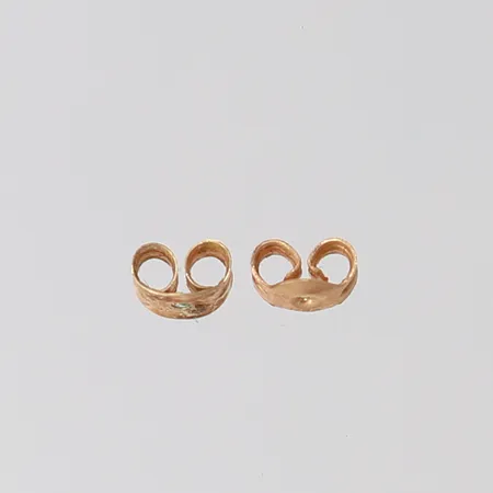 Två udda snurrebussar, 18K. Vikt: 0,3 g