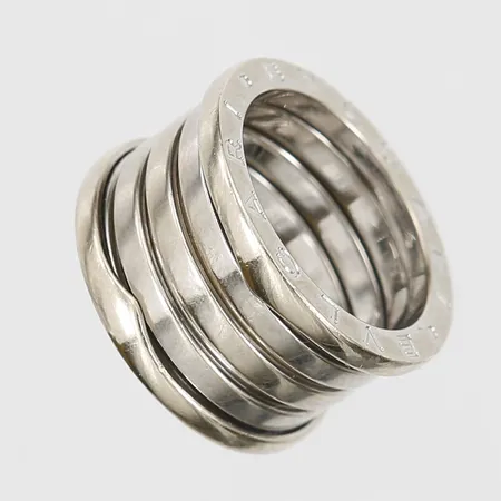 Ring Bvlgari B-zero, tre band, stl: 16¾ (53), 18K vitguld Vikt: 11,3 g
