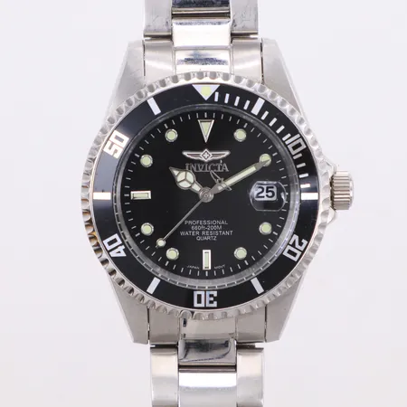 Herrur Invicta Pro Diver, ref 89320B, Ø38mm, stål, quartz, bruksslitage, inga tillbehör