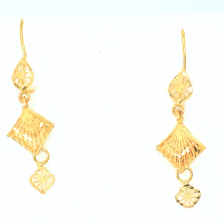 Ett par örhängen, 40x10mm, 21K Vikt: 2,5 g