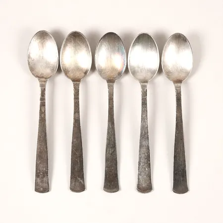 Fem kaffeskedar modell Rosenholm, längd 120mm, silver Vikt: 78,6 g