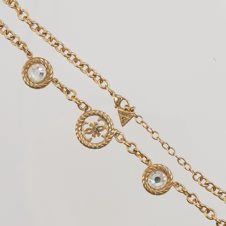 Collier, Guess, 44cm, bredd: 5,5mm, gulmetall, tillhörande smyckespåse.