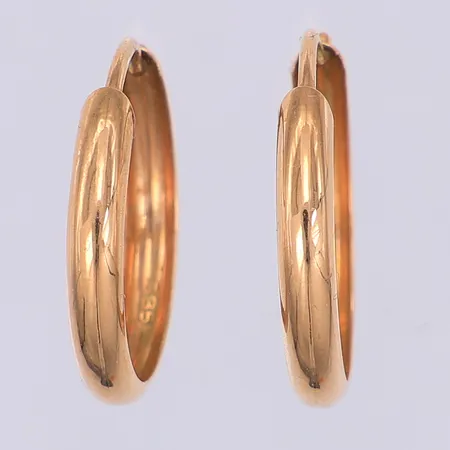 Ett par örhängen, creol, 18mm, bredd 2,5mm, 14K Vikt: 1 g