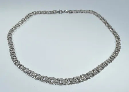 Halskedja ,längd 46 cm, bredd 6-10 mm ,silver 925/1000 Vikt: 35,8 g