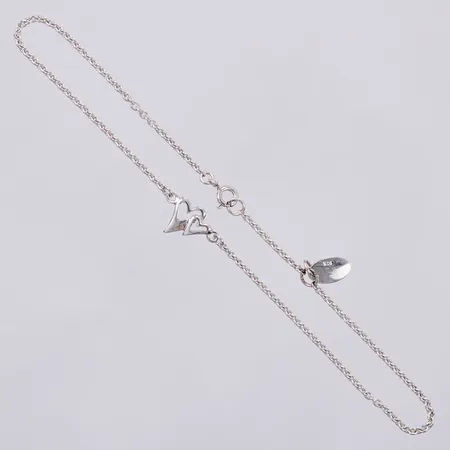 Armband längd ca 24-26,5cm, bredd ca 1-11mm, Sahara 925/1000 silver Vikt: 3,1 g