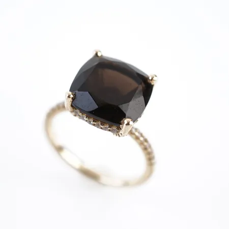 Ring m sten, stl 18(55), bredd 12mm, 14k Vikt: 4,4 g