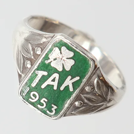 Ring, emaljdekor, stl 18, bredd ca 3-13mm, gravyr, finsk stämpel, 813/1000 silver Vikt: 4,8 g