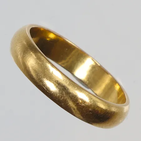 Ring, slät, stl 18¼, bredd 4mm, 22K Vikt: 6 g