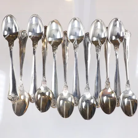 12 kaffeskedar, längd 12cm,silver, 830/1000, 197,4g Vikt: 197,4 g